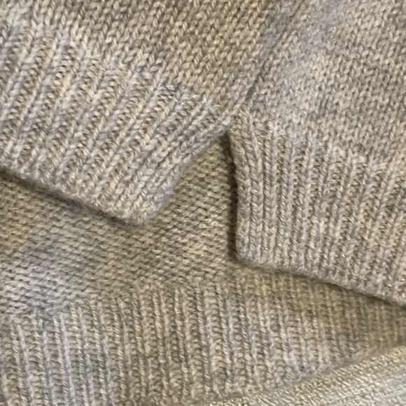 Escada Sport Grey cashmere top - Picture 5 of 8